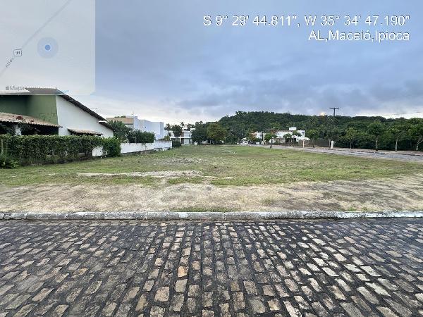 Vende-se em Maceio-AL  Terreno, 767.25 de área do terreno.