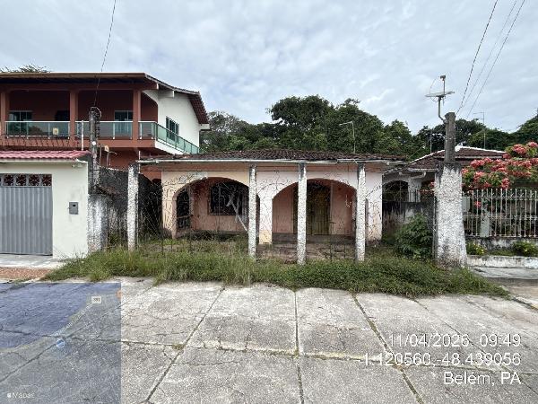 Vende-se em Belem-PA  Casa, 137.60 de área total, 137.60 de área privativa, 200.00 de área do terreno,  3_qto(s), a.serv, WC, 1_sala(s), cozinha.