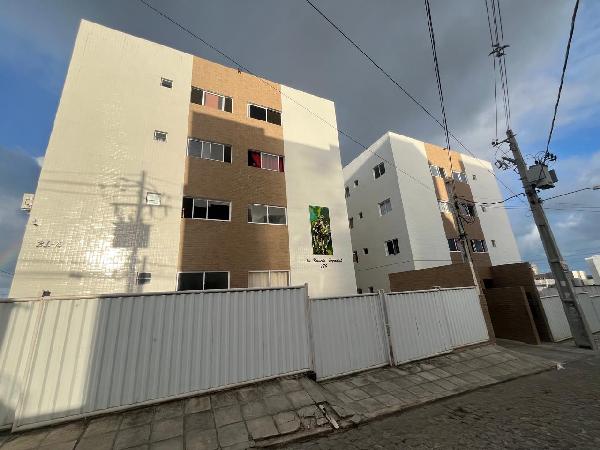 Vende-se em Joao Pessoa-PB  apto, 42.96 de área total, 42.96 de área privativa,  2_qto(s), WC, 1_sala(s), cozinha, 1_vaga(s) de garagem.