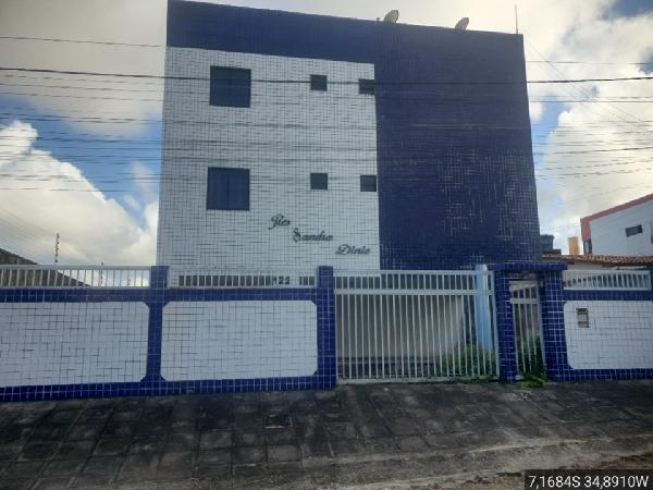 Vende-se em Joao Pessoa-PB  apto, 92.82 de área total, 58.57 de área privativa,  2_qto(s), a.serv, WC, 2_sala(s), 1_vaga(s) de garagem.