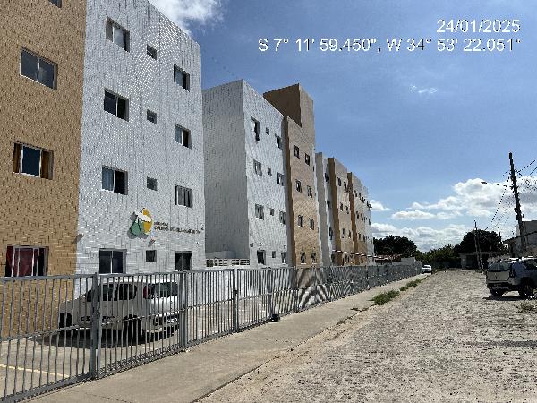 Vende-se em Joao Pessoa-PB  apto, 57.38 de área total, 40.05 de área privativa,  2_qto(s), WC, 1_sala(s), cozinha, 1_vaga(s) de garagem.