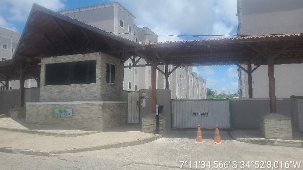 Vende-se em Joao Pessoa-PB  apto, 81.83 de área total, 45.09 de área privativa,  2_qto(s), a.serv, WC, 1_sala(s), cozinha.
