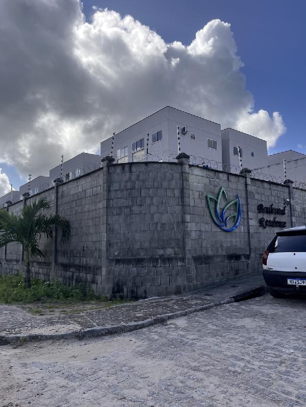 Vende-se em Joao Pessoa-PB  apto, 50.02 de área total, 42.95 de área privativa,  2_qto(s), a.serv, 1_sala(s), cozinha, 1_vaga(s) de garagem.