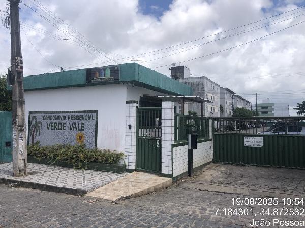 Vende-se em Joao Pessoa-PB  apto, 61.26 de área total, 43.07 de área privativa,  2_qto(s), a.serv, WC, 1_sala(s), cozinha, 1_vaga(s) de garagem.