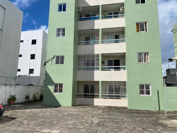 Vende-se em Joao Pessoa-PB  apto, 68.26 de área total, 49.10 de área privativa,  2_qto(s), varanda, a.serv, WC, 1_sala(s), cozinha, 1_vaga(s) de garagem.