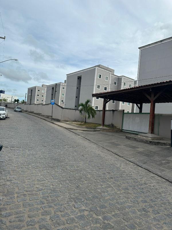 Vende-se em Joao Pessoa-PB  apto, 81.83 de área total, 45.09 de área privativa,  2_qto(s), a.serv, WC, 1_sala(s), cozinha, 1_vaga(s) de garagem.