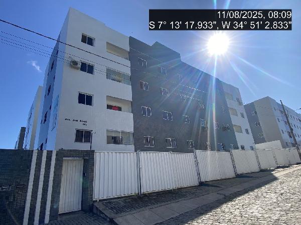 Vende-se em Joao Pessoa-PB  apto, 55.69 de área total, 44.90 de área privativa,  2_qto(s), a.serv, WC, 1_sala(s), cozinha, 1_vaga(s) de garagem.