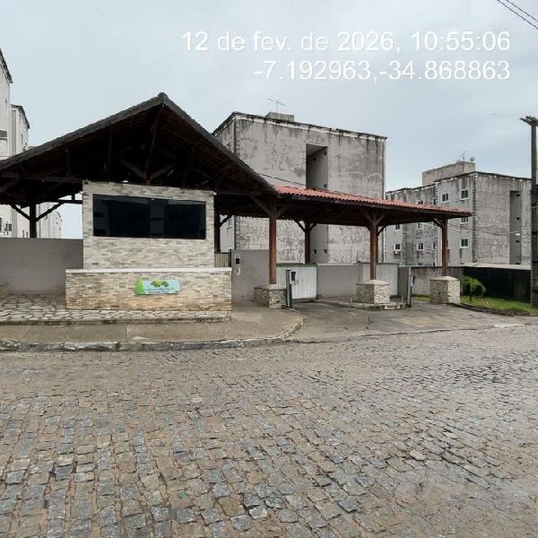 Vende-se em Joao Pessoa-PB  apto, 81.83 de área total, 45.09 de área privativa,  2_qto(s), a.serv, WC, 1_sala(s), cozinha, 1_vaga(s) de garagem.