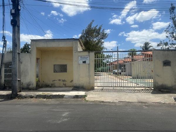 Vende-se em Horizonte-CE  Casa, 49.11 de área privativa, 170.28 de área do terreno,  1_qto(s), WC, 1_sala(s), cozinha, 1_vaga(s) de garagem.