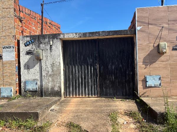 Vende-se em Fortaleza-CE  Casa, 70.00 de área total, 70.00 de área privativa, 70.00 de área do terreno,  2_qto(s), a.serv, WC, 1_sala(s), cozinha.