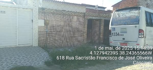 Vende-se em Cascavel-CE  Casa, 105.00 de área total, 105.00 de área privativa, 363.00 de área do terreno,  2_qto(s), a.serv, WC, 1_sala(s), cozinha, 2_vaga(s) de garagem.