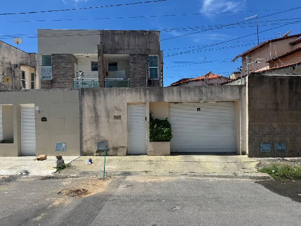 Vende-se em Eusebio-CE  Casa, 130.30 de área total, 130.30 de área privativa, 308.01 de área do terreno,  3_qto(s), a.serv, WC, 1_sala(s), 1 lavabo(s), cozinha.