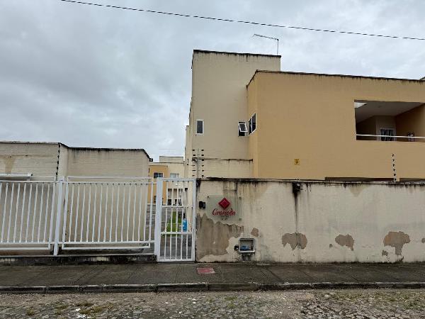 Vende-se em Caucaia-CE  apto, 60.13 de área total, 54.65 de área privativa,  2_qto(s), a.serv, WC, 1_sala(s), 1_vaga(s) de garagem.