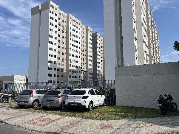 Vende-se em Fortaleza-CE  apto, 69.07 de área total, 39.03 de área privativa,  2_qto(s), WC, 1_sala(s), cozinha.