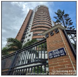 Vende-se em Fortaleza-CE  apto, 244.13 de área privativa, 4_vaga(s) de garagem.