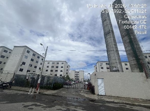Vende-se em Fortaleza-CE  apto, 44.28 de área privativa, 0.00 de área do terreno.