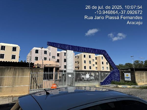 Vende-se em Aracaju-SE  apto, 71.17 de área total, 61.71 de área privativa,  3_qto(s), varanda, a.serv, WC, 1_sala(s), cozinha, 1_vaga(s) de garagem.