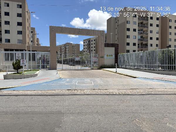 Vende-se em Aracaju-SE  apto, 105.51 de área total, 58.84 de área privativa,  2_qto(s), varanda, a.serv, WC, cozinha, 1_vaga(s) de garagem.