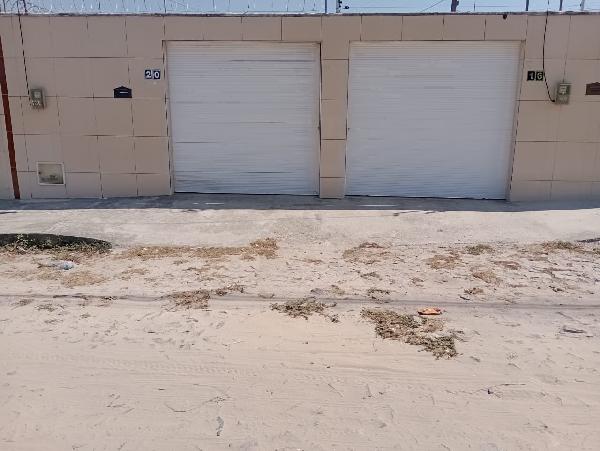 Vende-se em Pacajus-CE  Casa, 61.51 de área total, 61.51 de área privativa, 125.00 de área do terreno,  2_qto(s), a.serv, WC, 1_sala(s), cozinha.