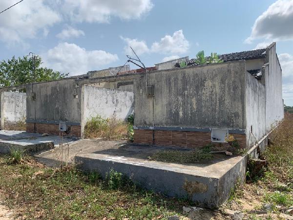 Vende-se em Pacajus-CE  Casa, 77.54 de área privativa, 153.60 de área do terreno, 1_vaga(s) de garagem.