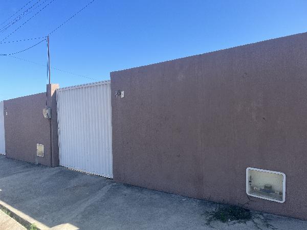Vende-se em Pacajus-CE  Casa, 63.06 de área privativa, 173.48 de área do terreno,  2_qto(s), a.serv, WC, 1_sala(s), cozinha, 1_vaga(s) de garagem.