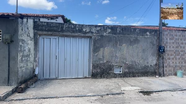 Vende-se em Horizonte-CE  Casa, 72.98 de área privativa, 360.00 de área do terreno,  2_qto(s), a.serv, WC, 1_sala(s), cozinha, 1_vaga(s) de garagem.