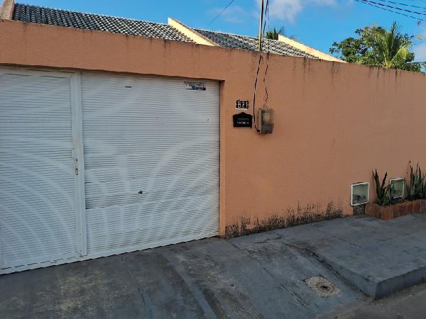 Vende-se em Horizonte-CE  Casa, 89.38 de área total, 89.38 de área privativa, 180.00 de área do terreno,  3_qto(s), a.serv, WC, 1_sala(s), cozinha.