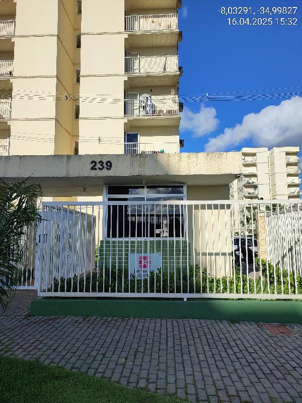 Vende-se em Camaragibe-PE  apto, 78.15 de área total, 45.30 de área privativa,  2_qto(s), WC, 1_sala(s), cozinha, 1_vaga(s) de garagem.
