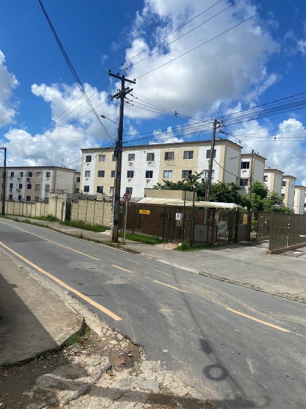 Vende-se em Camaragibe-PE  apto, 65.41 de área total, 41.67 de área privativa,  2_qto(s), a.serv, WC, 1_sala(s), cozinha.