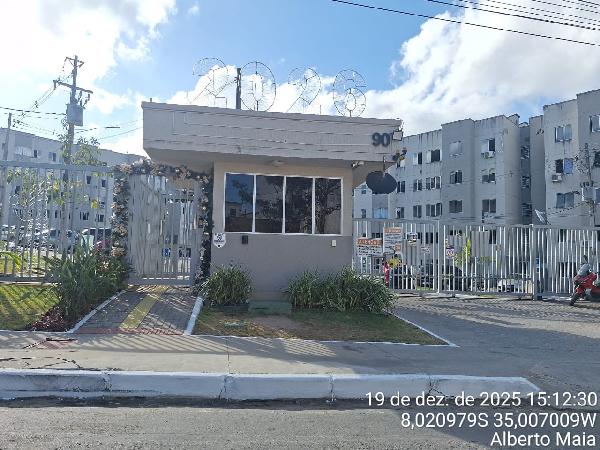 Vende-se em Camaragibe-PE  apto, 57.27 de área total, 40.37 de área privativa,  2_qto(s), a.serv, WC, 1_sala(s), cozinha.