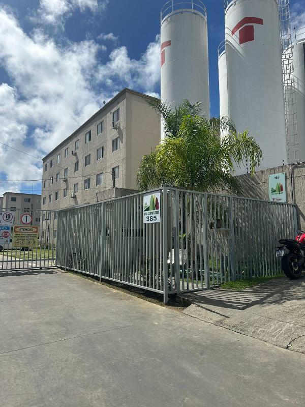 Vende-se em Jaboatao Dos Guararapes-PE  apto, 76.75 de área total, 41.79 de área privativa,  2_qto(s), a.serv, WC, 1_sala(s), cozinha, 1_vaga(s) de garagem.