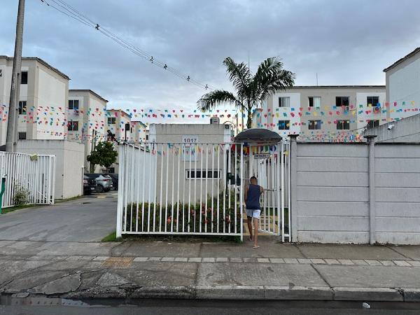 Vende-se em Paulista-PE  apto, 47.27 de área total, 41.79 de área privativa,  2_qto(s), WC, 1_sala(s), cozinha, 1_vaga(s) de garagem.