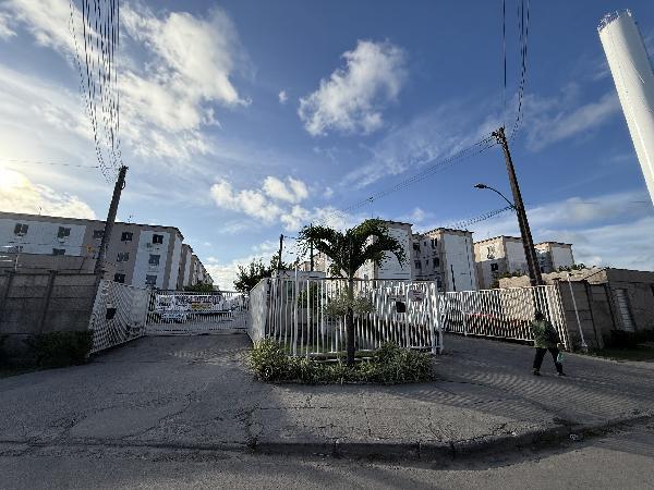Vende-se em Jaboatao Dos Guararapes-PE  apto, 68.37 de área total, 41.56 de área privativa,  2_qto(s), WC, 1_sala(s), cozinha.