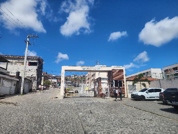 Vende-se em Jaboatao Dos Guararapes-PE  apto, 70.98 de área total, 47.86 de área privativa,  2_qto(s), WC, 1_sala(s), cozinha, 1_vaga(s) de garagem.