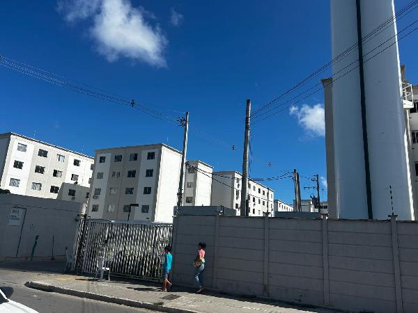 Vende-se em Paulista-PE  apto, 47.29 de área total, 41.79 de área privativa,  2_qto(s), WC, 1_sala(s), cozinha, 1_vaga(s) de garagem.
