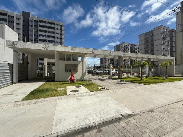 Vende-se em Jaboatao Dos Guararapes-PE  apto, 95.60 de área total, 51.11 de área privativa,  2_qto(s), varanda, a.serv, WC, 1_sala(s), cozinha, 1_vaga(s) de garagem.