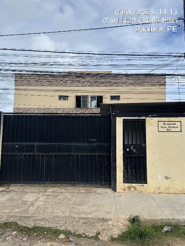 Vende-se em Paulista-PE  apto, 46.30 de área total, 46.30 de área privativa,  2_qto(s), a.serv, WC, 1_sala(s), 1 lavabo(s), cozinha, Terraco, 1_vaga(s) de garagem.