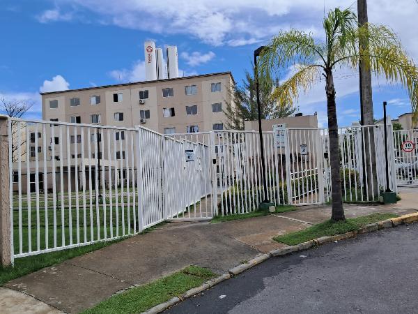 Vende-se em Jaboatao Dos Guararapes-PE  apto, 78.10 de área total, 41.80 de área privativa,  2_qto(s), a.serv, WC, 1_sala(s), cozinha.