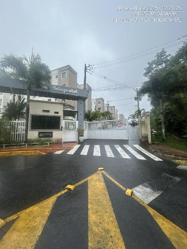 Vende-se em Jaboatao Dos Guararapes-PE  apto, 61.59 de área total, 42.06 de área privativa,  2_qto(s), 1_vaga(s) de garagem.