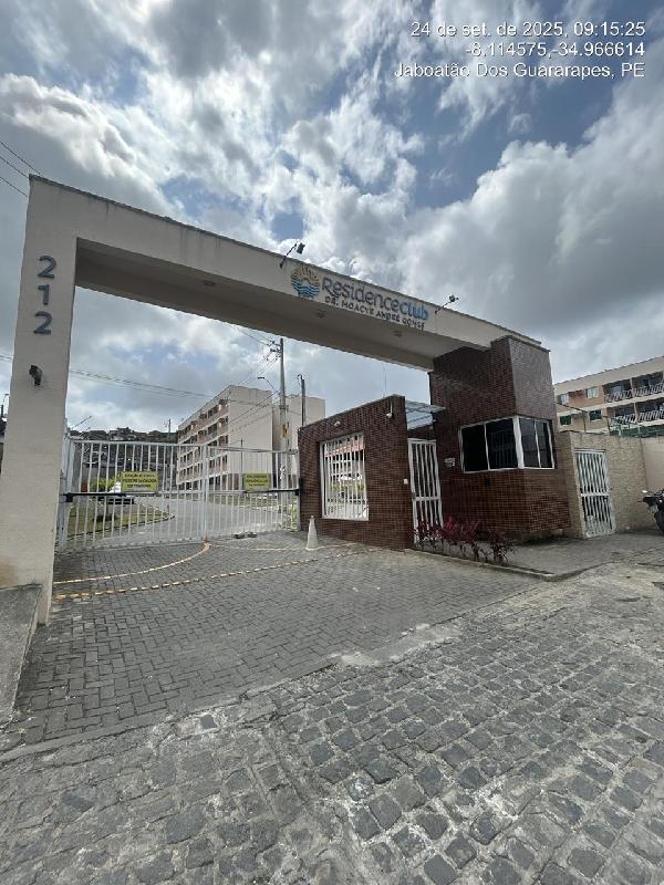Vende-se em Jaboatao Dos Guararapes-PE  apto, 70.98 de área total, 47.86 de área privativa,  2_qto(s), varanda, WC, 1_sala(s), cozinha.