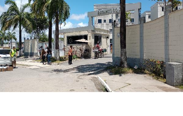 Vende-se em Jaboatao Dos Guararapes-PE  apto, 62.71 de área total, 42.53 de área privativa,  2_qto(s), WC, 1_sala(s), cozinha, 1_vaga(s) de garagem.