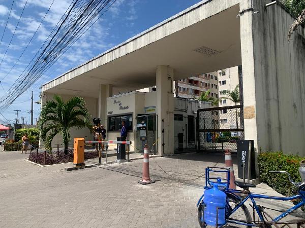 Vende-se em Jaboatao Dos Guararapes-PE  apto, 70.40 de área total, 59.40 de área privativa,  3_qto(s), a.serv, WC, 1_sala(s), cozinha, 1_vaga(s) de garagem.