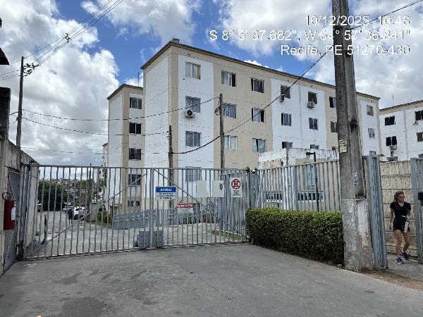 Vende-se em Recife-PE  apto, 41.79 de área privativa,  2_qto(s), WC, 1_sala(s), cozinha.