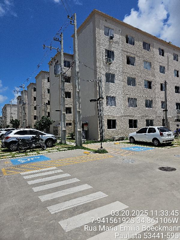 Vende-se em Paulista-PE  apto, 77.89 de área total, 41.79 de área privativa,  2_qto(s), WC, 1_sala(s), cozinha, 1_vaga(s) de garagem.