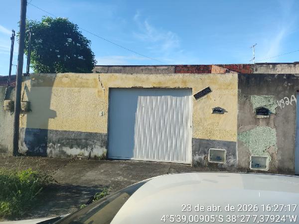 Vende-se em Horizonte-CE  Casa, 70.69 de área total, 70.69 de área privativa, 163.97 de área do terreno,  2_qto(s), a.serv, WC, 1_sala(s), cozinha, 1_vaga(s) de garagem.