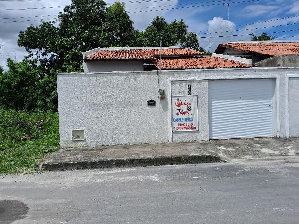 Vende-se em Horizonte-CE  Casa, 80.03 de área total, 80.03 de área privativa, 400.12 de área do terreno,  2_qto(s), a.serv, WC, 1_sala(s), cozinha.