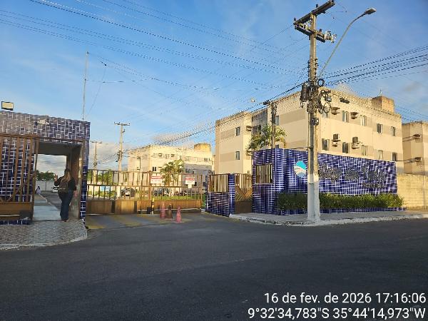 Vende-se em Maceio-AL  apto, 72.41 de área total, 56.65 de área privativa,  3_qto(s), WC, 1_sala(s), cozinha, 1_vaga(s) de garagem.