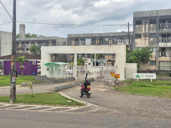 Vende-se em Sao Lourenco Da Mata-PE  apto, 63.62 de área total, 46.35 de área privativa,  2_qto(s), varanda, a.serv, WC, 1_sala(s), cozinha.