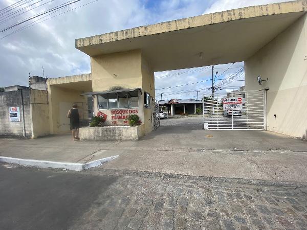 Vende-se em Maceio-AL  apto, 60.03 de área total, 42.42 de área privativa,  2_qto(s), a.serv, WC, 1_sala(s), cozinha, 1_vaga(s) de garagem.