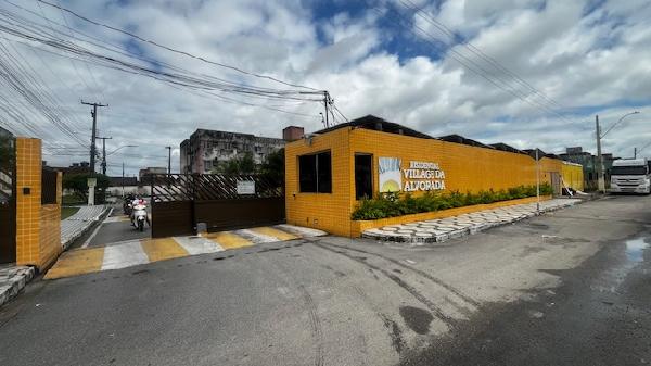 Vende-se em Maceio-AL  apto, 72.37 de área total, 56.65 de área privativa,  3_qto(s), a.serv, WC, 1_sala(s), cozinha, 1_vaga(s) de garagem.